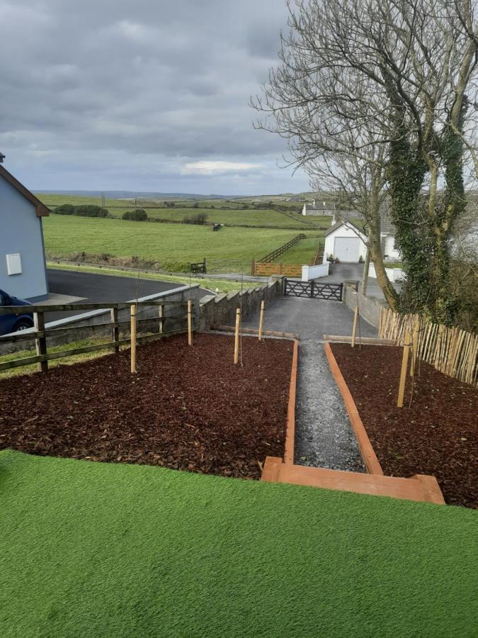 Ivy Hill Glamping Pod Appartement Ennis Buitenkant foto